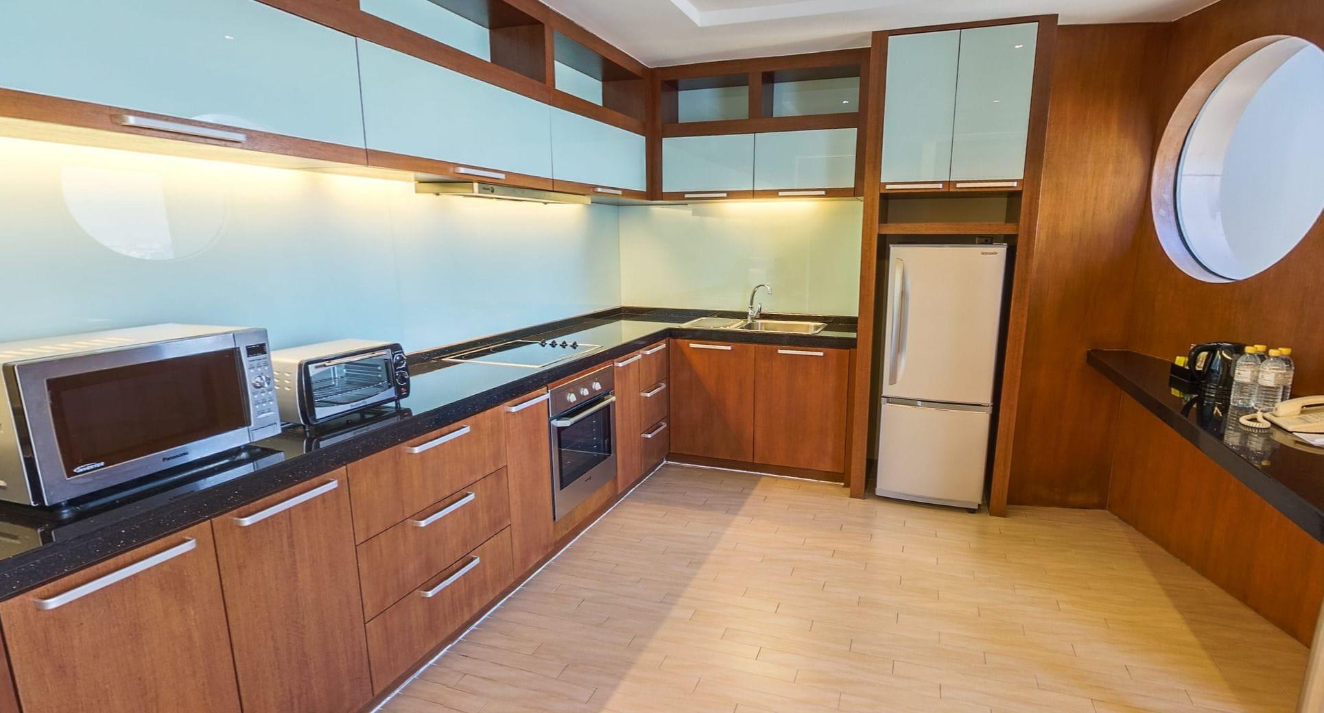 St Giles Gardens Kuala Lumpur Bagian luar foto A modern kitchen