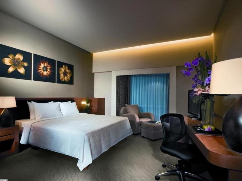 St Giles Gardens Kuala Lumpur Ruang foto Deluxe Room
